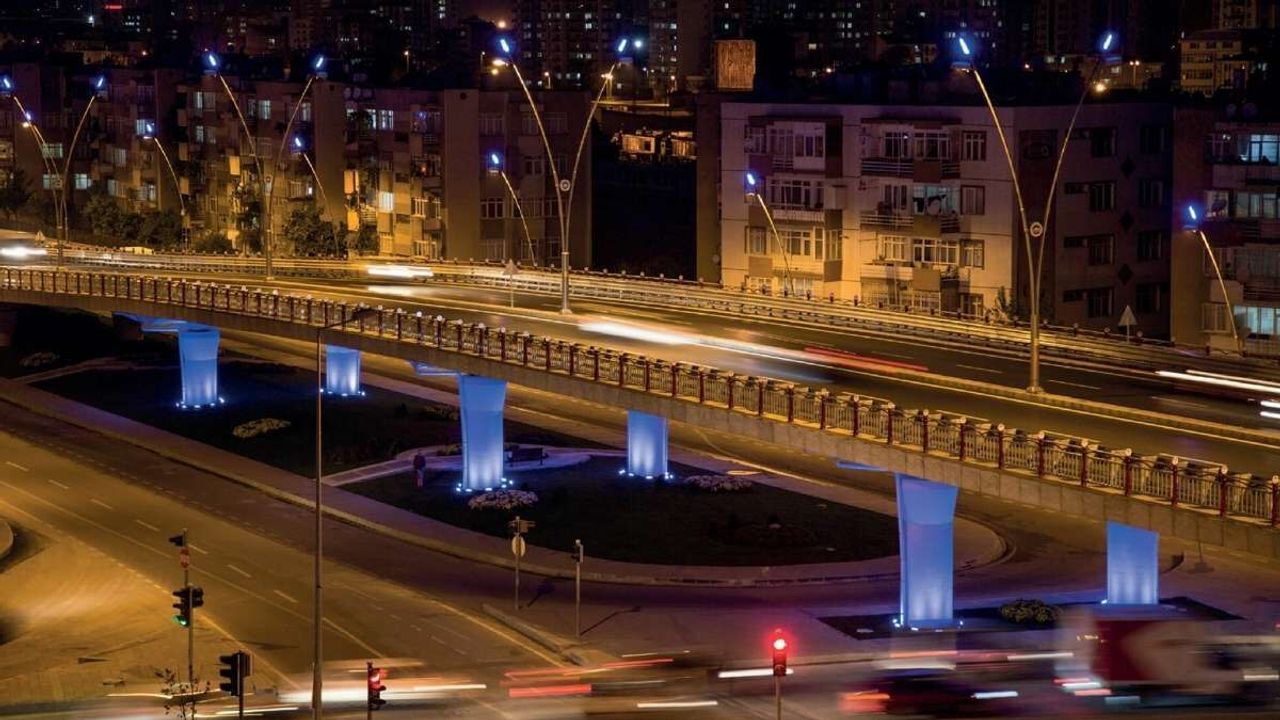 Kayseri'de bulvar krizi karikatür oldu: Ünlü karikatürist Elitaş ve Özhaseki'yi hedef aldı!