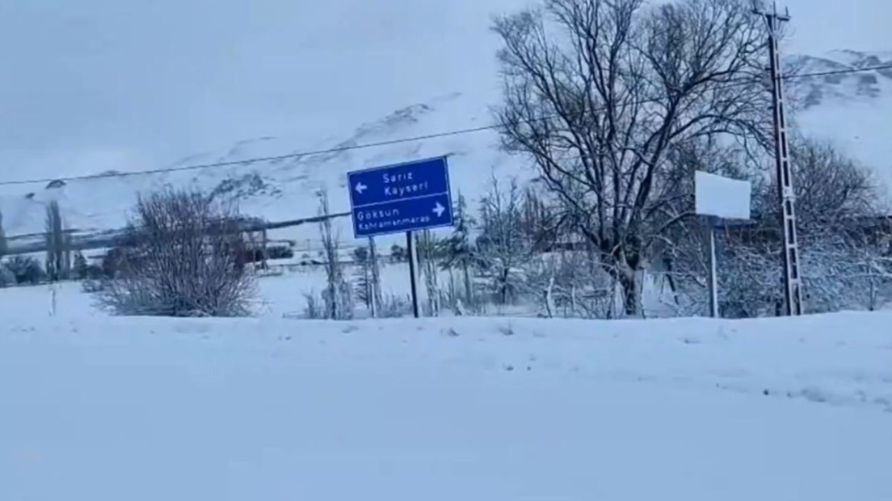 Kayseri’de yoğun kar yağışı sonrası o yollar trafiğe kapandı