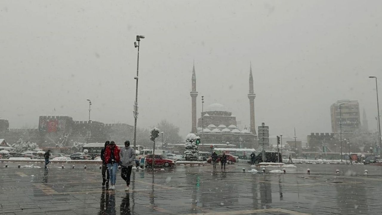 Kayseri’de soğuk hava etkisini sürdürüyor! Don riski devam ediyor