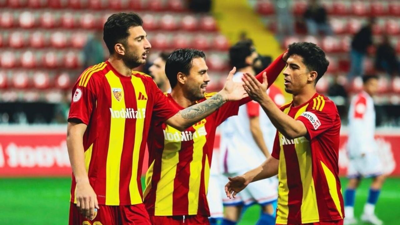 Kayserispor takımı baştan kurdu! Bu transfer istatistikleri şaşırttı