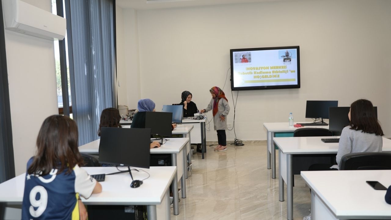 Kocasinan Belediyesi yarıyıl tatilinde çocuklar için eğitim desteği sağlıyor!