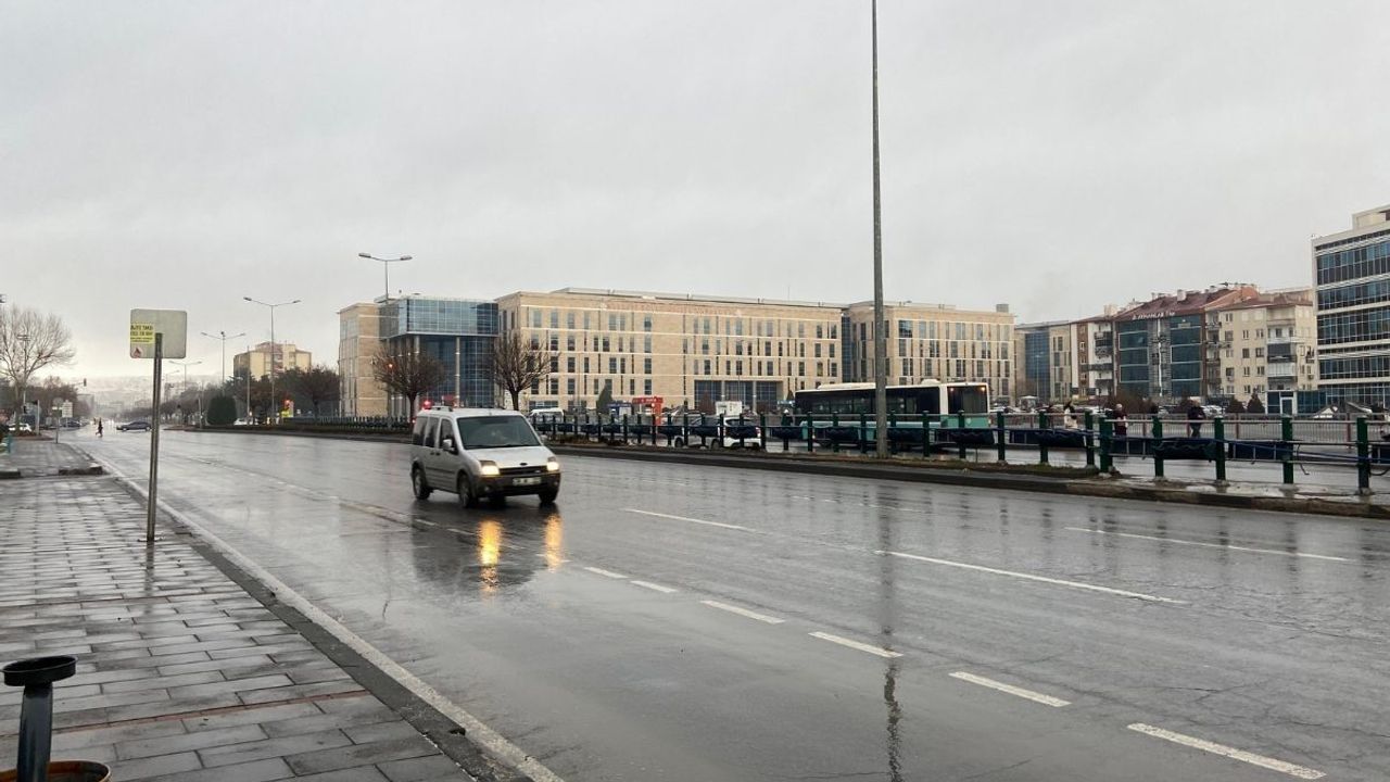 Meteoroloji alarm verdi! Kayseri’de yağış, Kar ve kuvvetli rüzgar bekleniyor