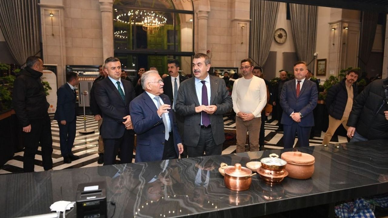 Milli Eğitim Bakanı Yusuf Tekin'den Kayseri ziyareti