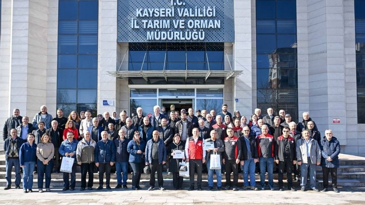 Kayseri’de üreticilere sertifika verildi