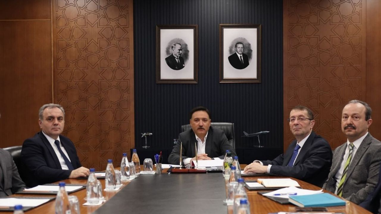 Kayseri’nin sağlık kapasitesi masaya yatırıldı: Vali Gökmen Çiçek başkanlık etti