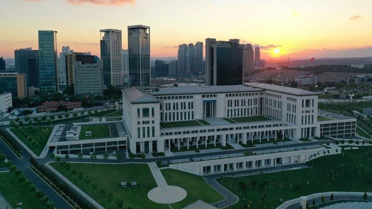 MİT İsrail ajanı olduğu tespit edilen 2 Türk vatandaşını yakaladı!