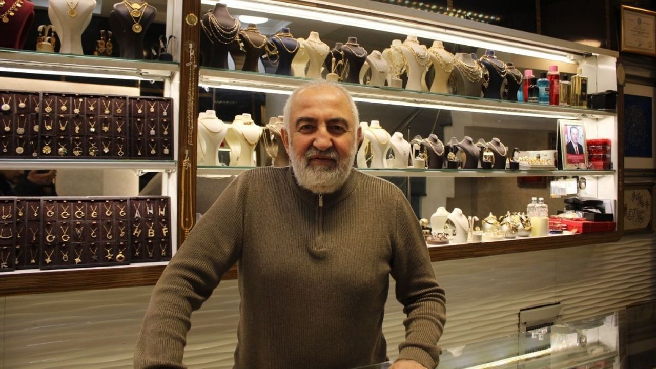 Altın fiyatlarında sert düşüş! “Piyasa bir duraklama sürecinde”