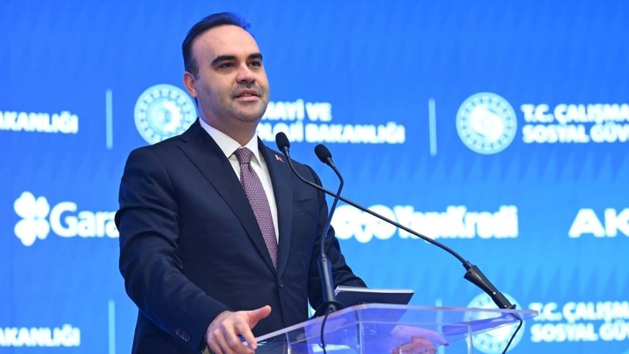 Bakan Kacır: Sanayi katma değeri yükseldi