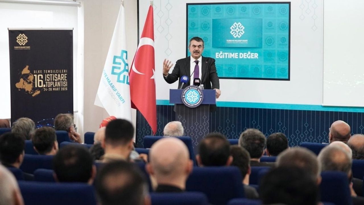 Bakan Tekin, Maarif Vakfı'nın eğitimdeki başarılarını anlattı