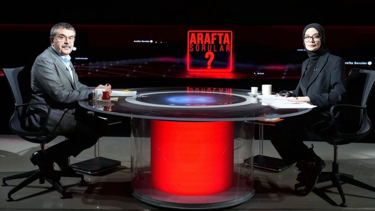 Bakan Tekin: Öğretmen seminerleri online olacak