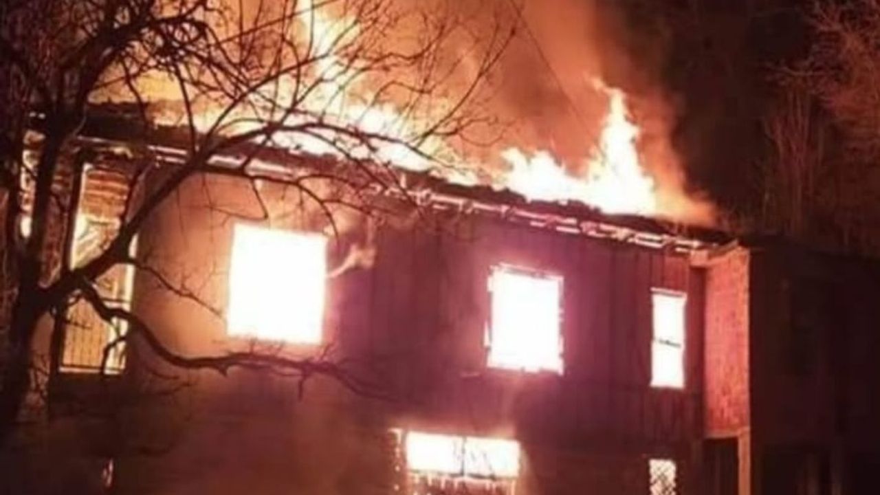 Develi'de facia: Bir kadın alevlerin ortasında can verdi!