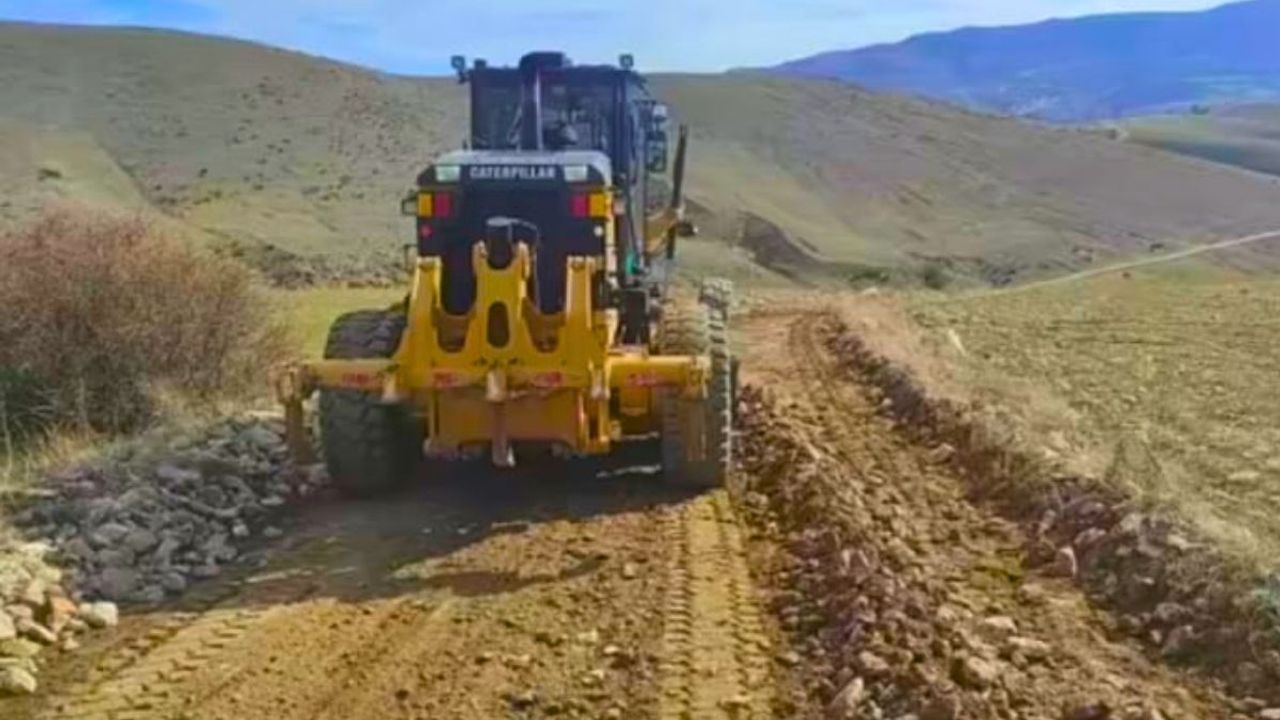 Yahyalı’da yılların sorunu çözülüyor: O yol baştan sona değişiyor