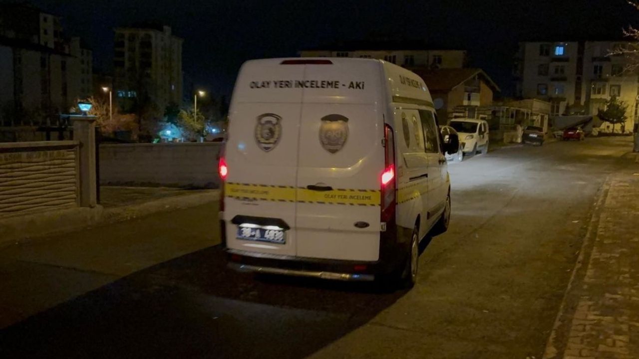 Kayseri Melikgazi’de bıçaklı kavga: 1 yaralı