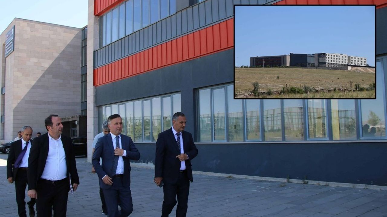Kayseri öğretmen adaylarına 4 dönem eğitim