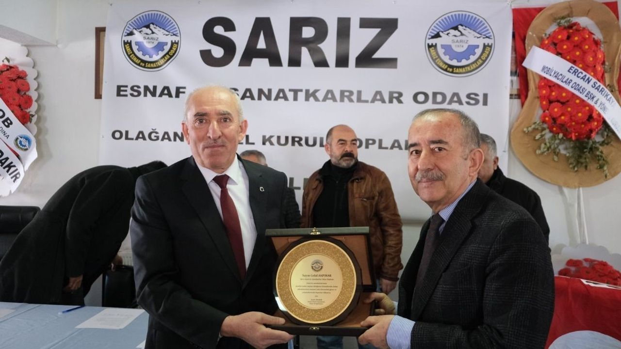 Kayseri Sarız Esnaf Odası’nda Celal Akpınar yeniden başkan