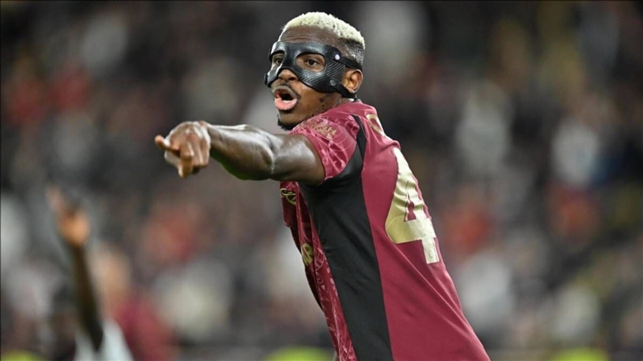 Victor Osimhen için karar verildi! Ameliyat olacak mı? Kaç maç oynamayacak?