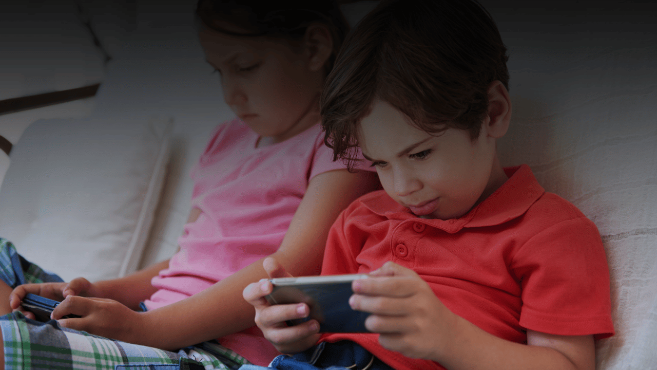 Sosyal medyada yaş sınırı: Yaş doğrulama nasıl yapılacak?