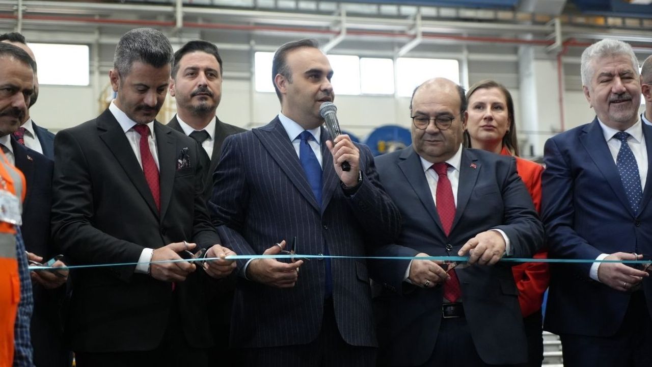 Bakan Kacır: Türkiye'ye 1 milyar dolar finansman kazandırdık