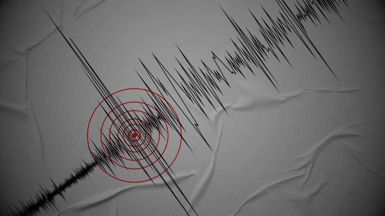 4.4 büyüklüğünde deprem meydana geldi: 7 ilde hissedildi!