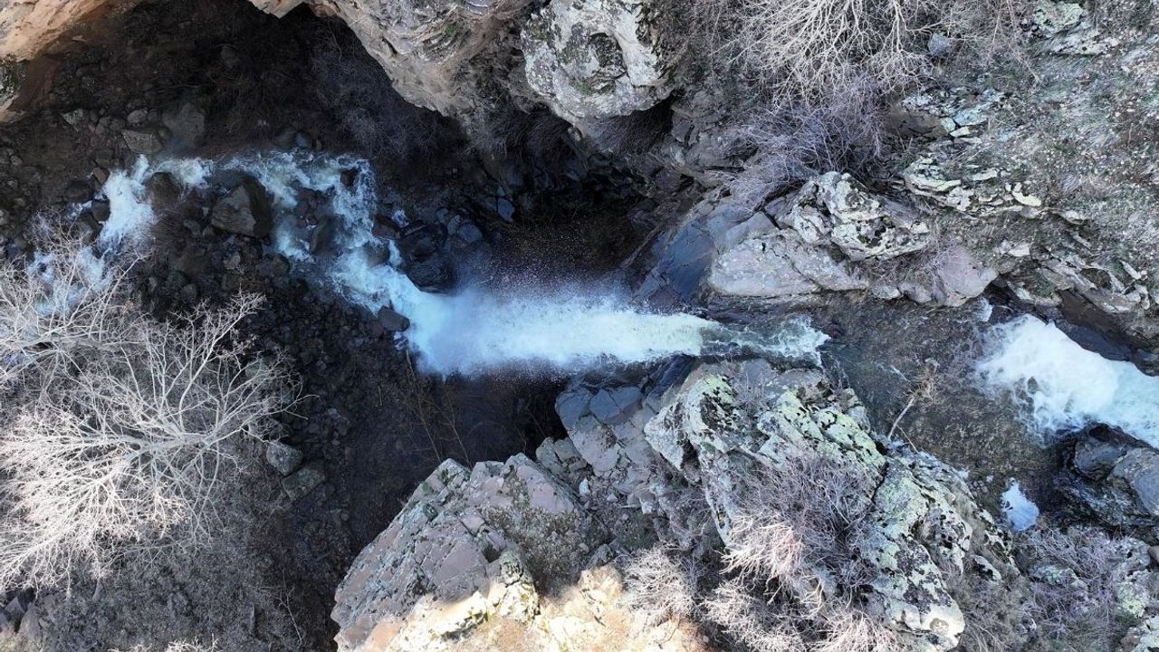 Erciyes’in 'kayıp şelalesi' geri döndü! 10 yıllık sessizlik bozuldu