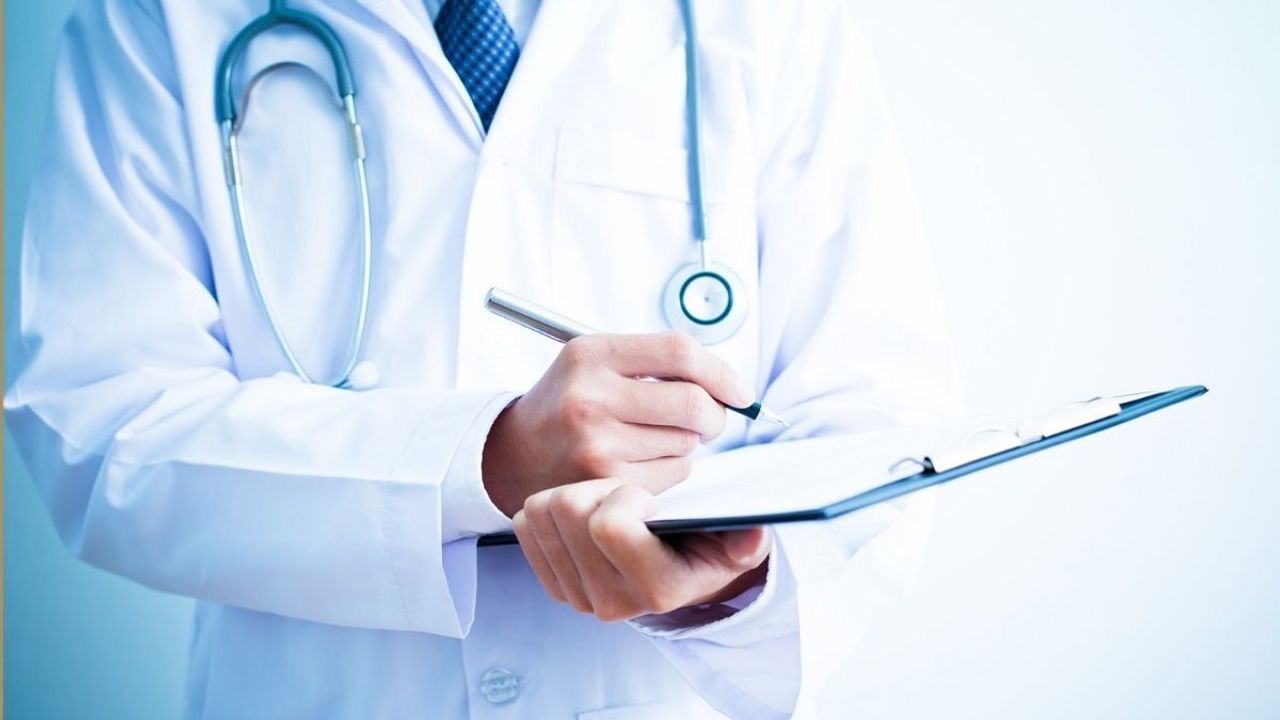 Sağlık sektöründe yapay zekâ atağı: Doktorlara özel ChatGPT dönemi başlıyor