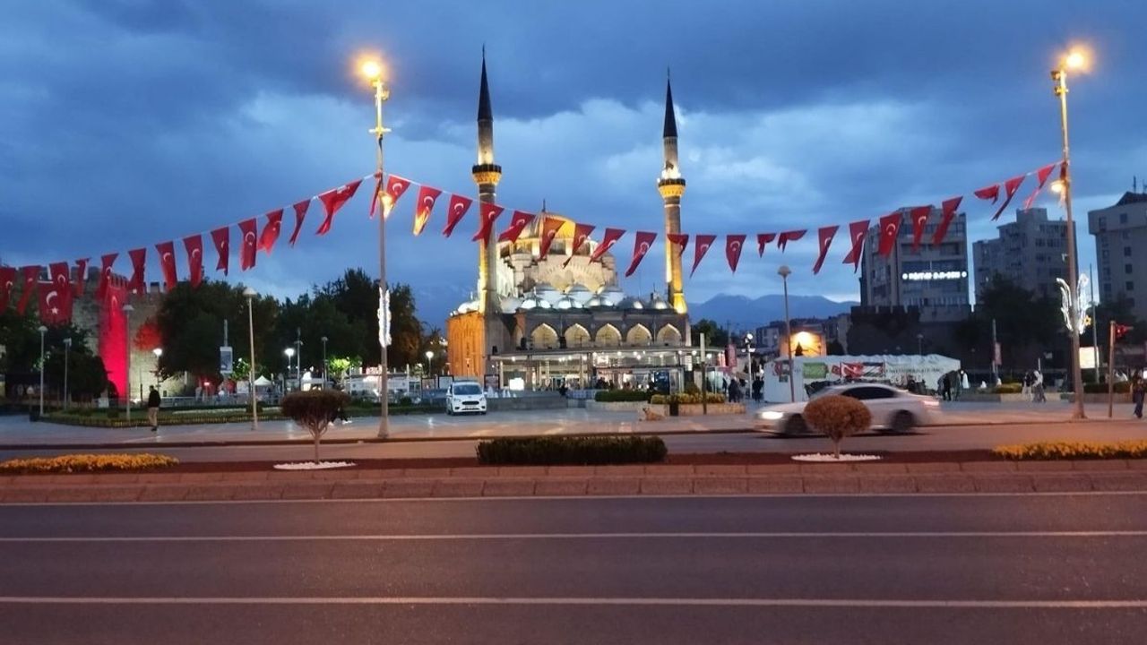 Kayseri hava durumu! Sağanak ve zirai don uyarısı