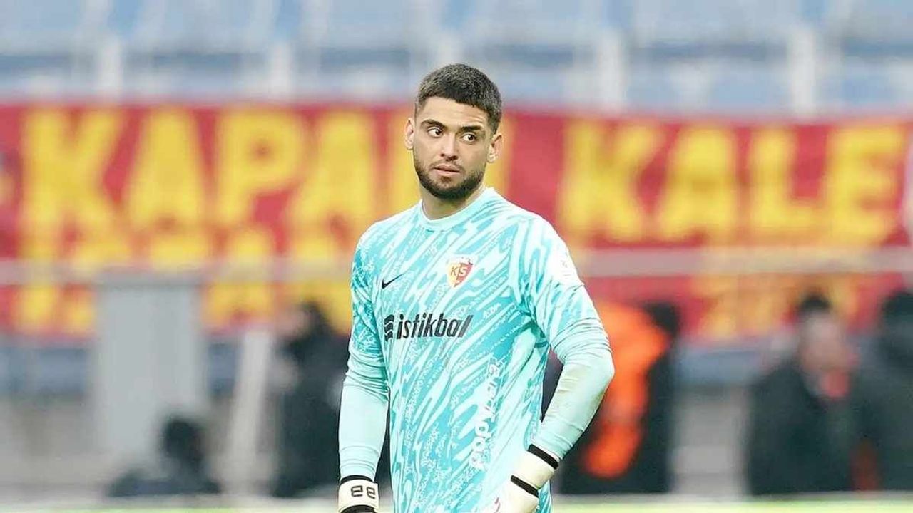 Kayserispor fırsatı tepti! Kaleden kaleye gol yedi