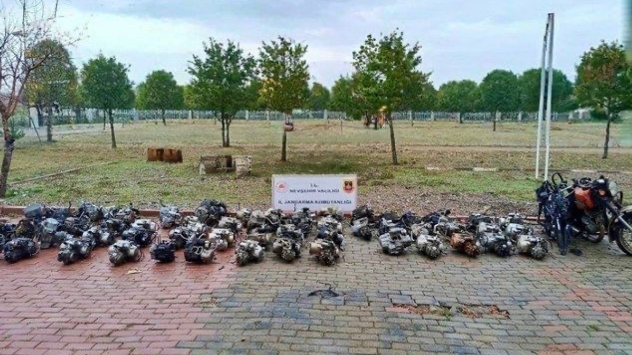 Motosiklet şaselerini kazıyan şüphelilere operasyon: 2 gözaltı!