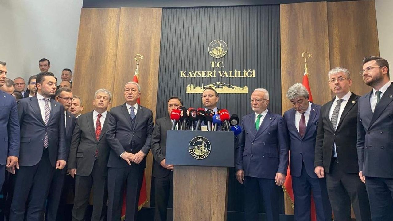 Bakan Akın Gürlek Kayseri’de: Esnaf ve sanatkaların hukuki sorunlarına düzenlemeler yapacağız