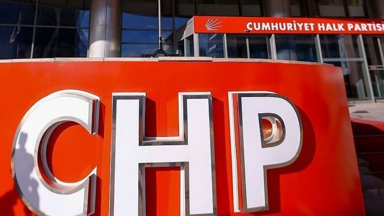 CHP Genel Merkezi’nde müdahale: Kapılar kesildi, içeri girildi