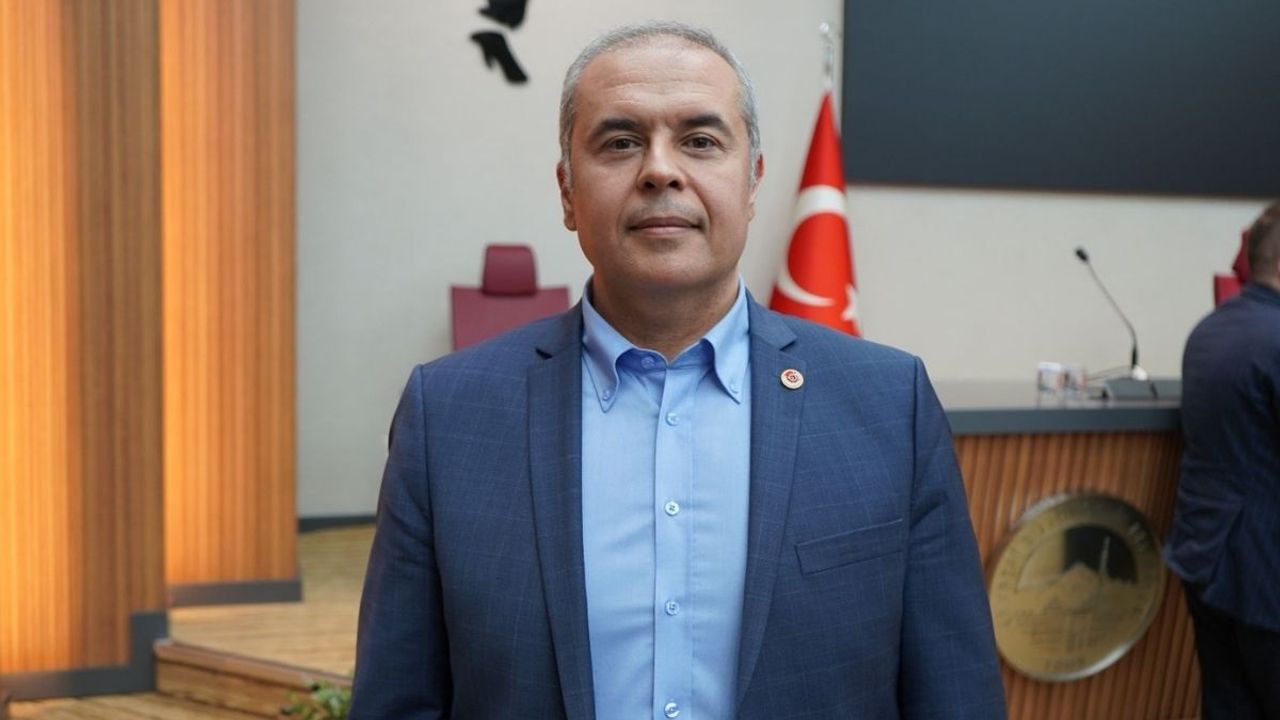 CHP’li Özer’den KASKİ mesajı: İlçelerin sesi duyulsun