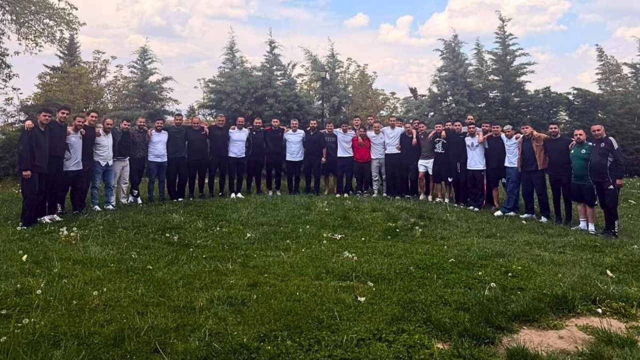 Erciyes 38 FK doludizgin bir sezonu geride bıraktı