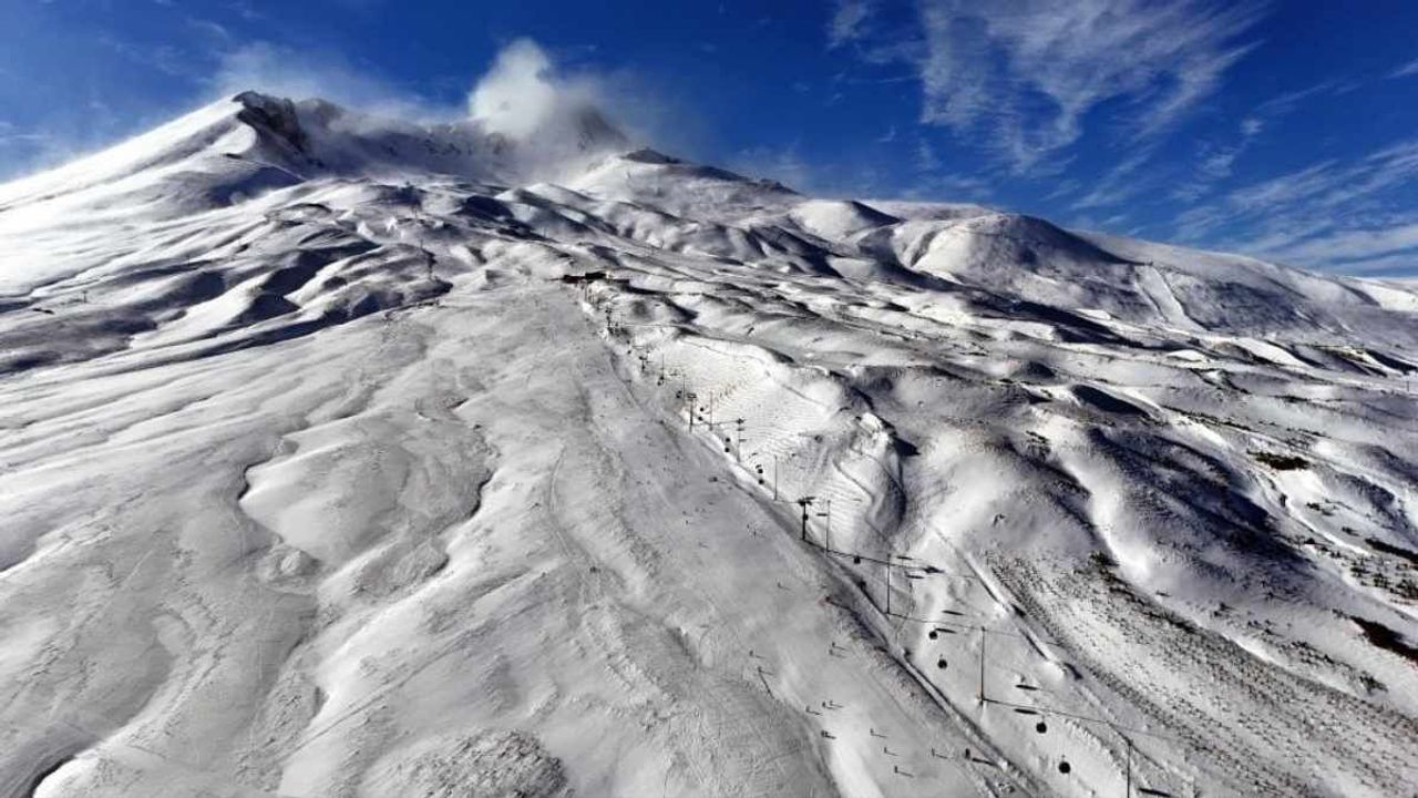 Erciyes Tekir Kapı sıcaklara kafa tutuyor!