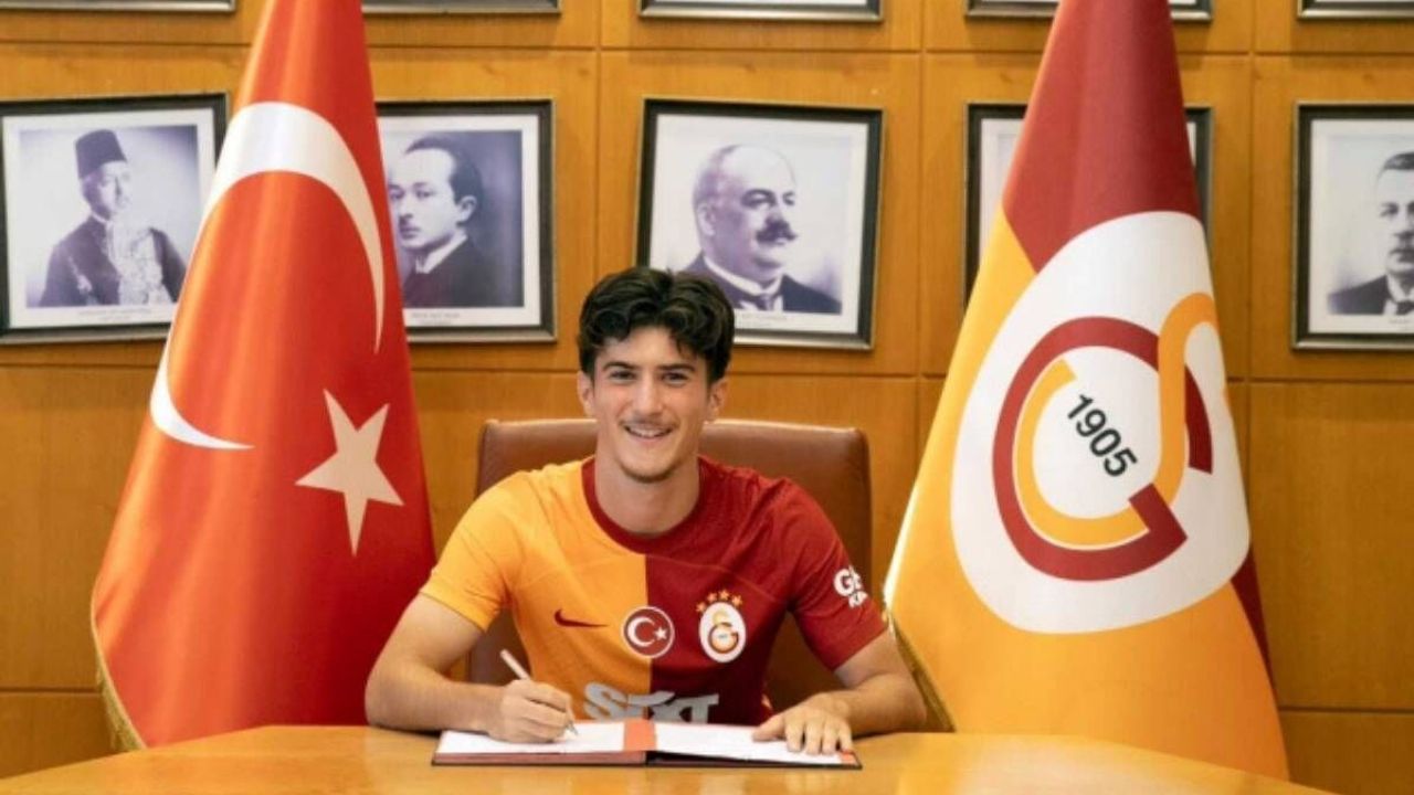 Galatasaray’da bir ayrılık daha! Gökdeniz Gürpüz takımdan ayrılmaya hazırlanıyor