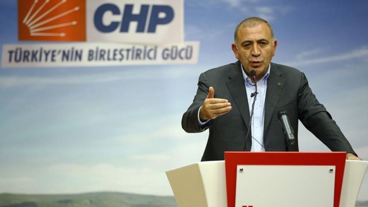 Kayyum Gürsel Tekin’den dikkat çeken çıkış: Herkes bir şey olur ama herkes adam olamaz!