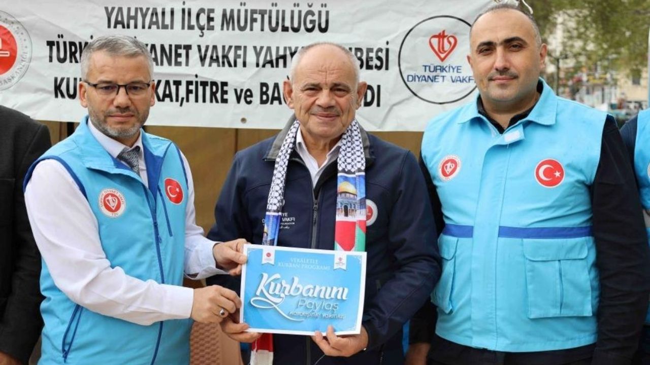 Başkan Öztürk'ten Türkiye Diyanet Vakfı’na dikkat çeken bağış!