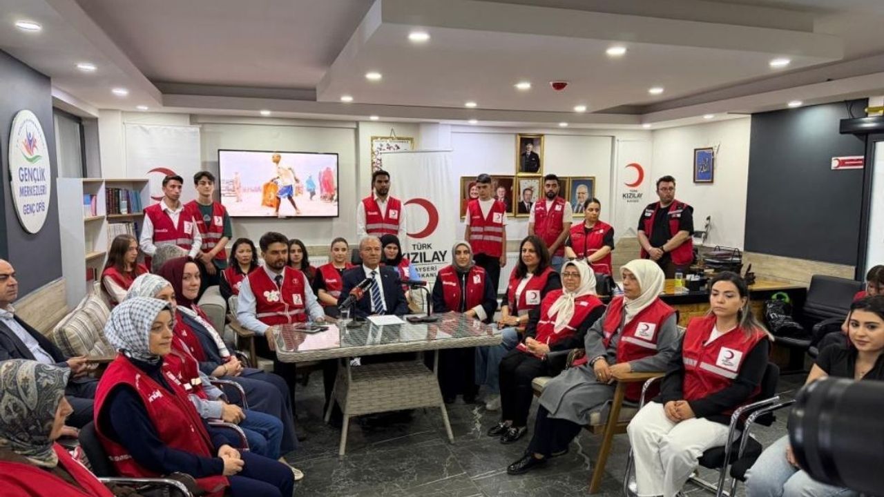 ‘Evde kalsın kızlar ne olur reis’ paylaşımı yapan Kızılay Kayseri Başkanı Beydilli: Özür dilerim!