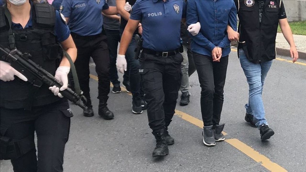 4 ilde suç örgütlerine baskın: 107 gözaltı