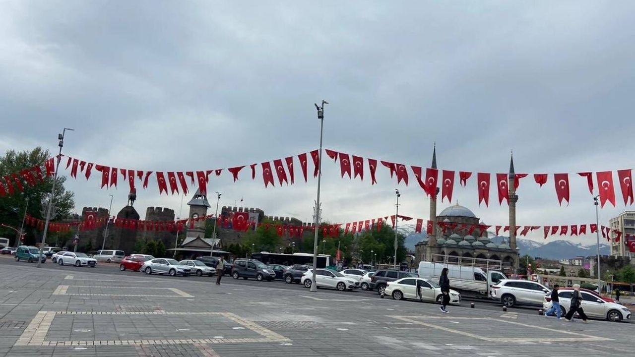 Kayseri’de 5 günlük yağış uyarısı! Sıcaklıklar düşüyor