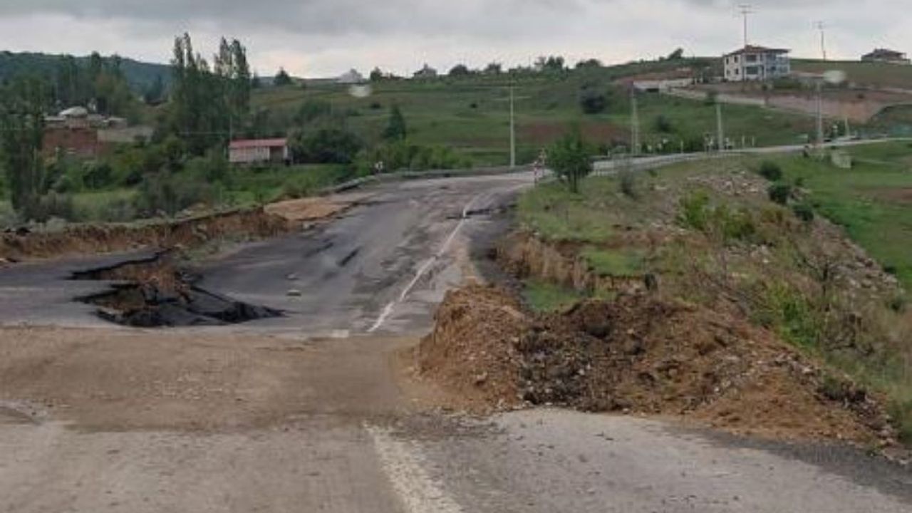 Kayseri’de Yaşar Karayel Viyadüğü çöktü!