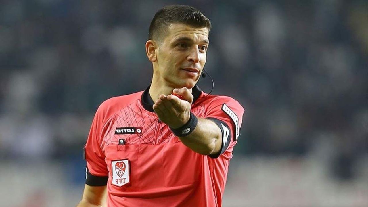 MHK Kayserispor’a yaptı yine yapacağını! Tartışmalı kararla gündemdeydi kader maçına atandı