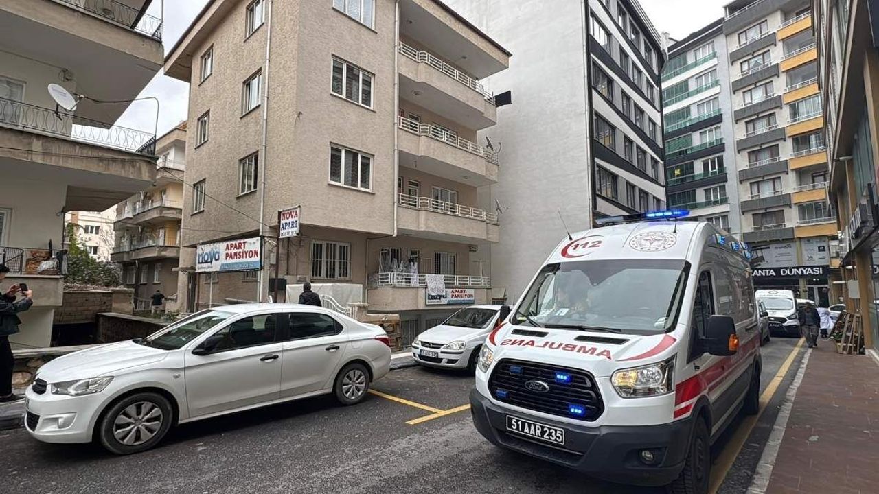 Niğde'de apart dairede ölü bulundu