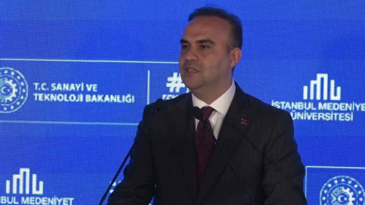 Bakan Kacır: İHA üretiminde dünya lideriyiz
