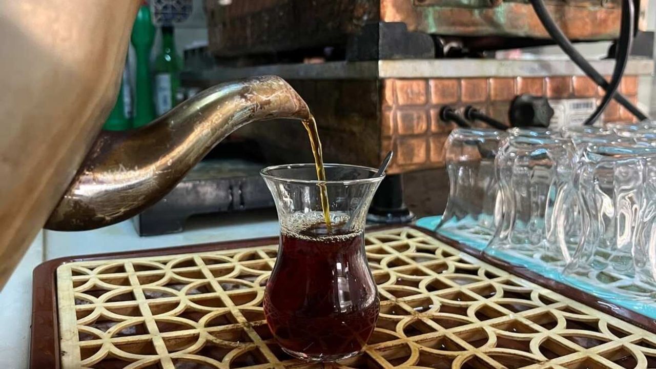ÇAYKUR'dan Çaya 1,5 ayda ikinci zam;