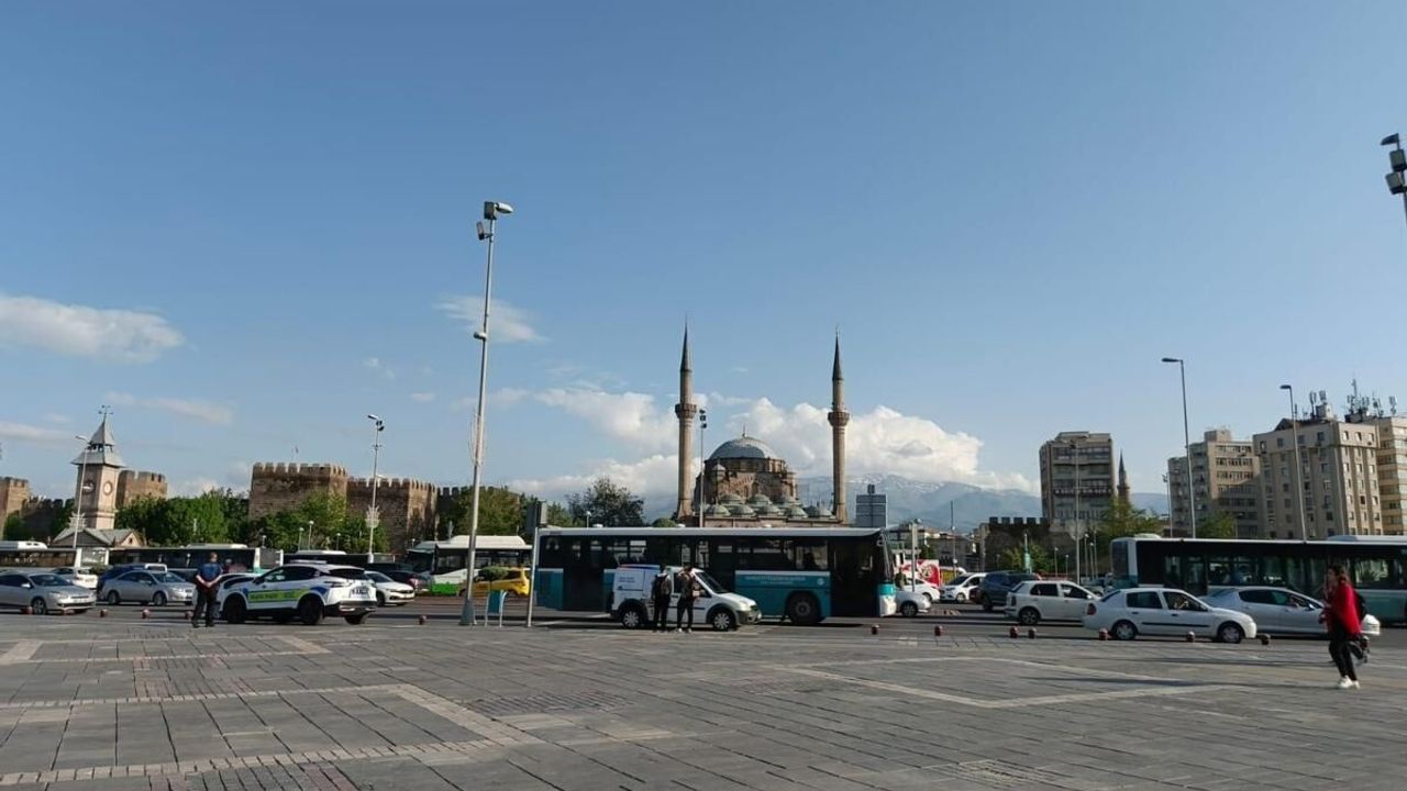 Kayseri’de toplu ulaşım güzergah ve sefer saatleri güncellendi!