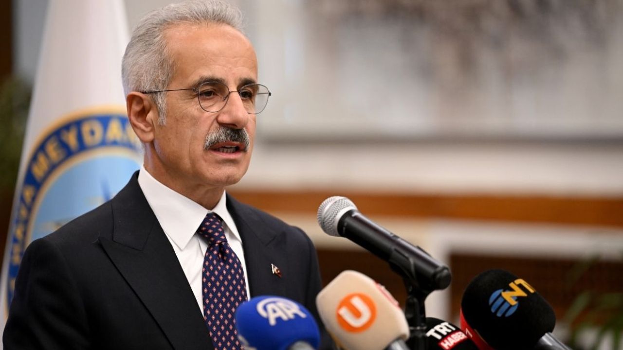 Bakan Uraloğlu’ndan Etimesgut Havalimanı eleştirilerine cevap: Bu model dünya çapında uygulanıyor!