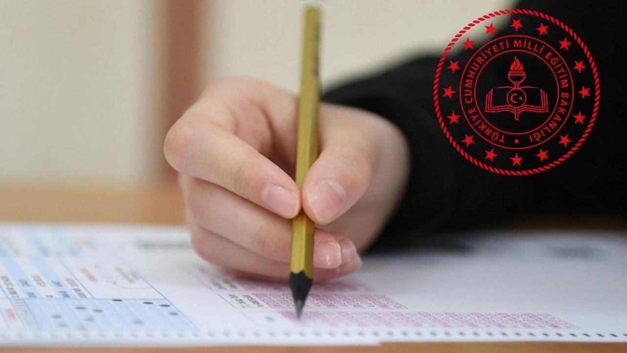 Öğretmenlere müjde! Yapay zeka sınav kağıtlarını dakikalar içinde okuyor