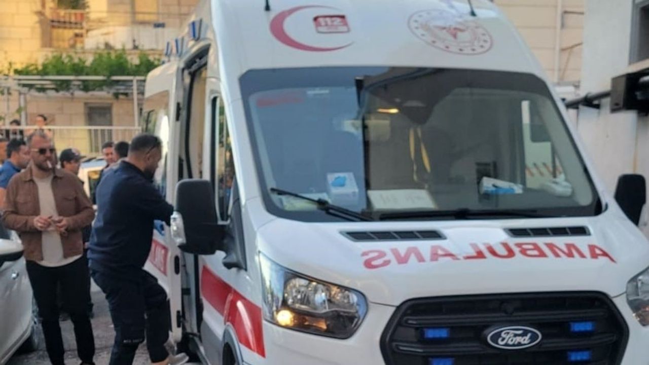 Nevşehir’de babasından kaçan zihinsel engelli şahıs ağaçta asılı kaldı