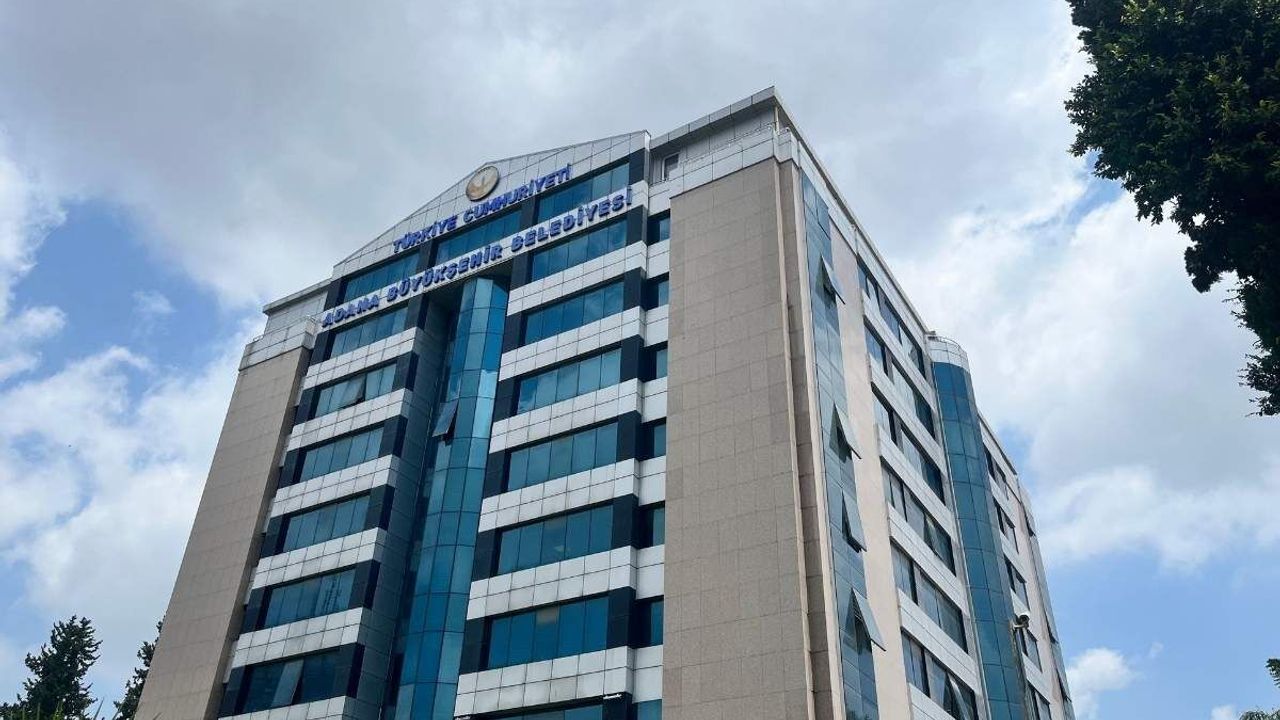 Adana Büyükşehir Belediyesinin 485,9 milyon liralık borcu tepki çekti