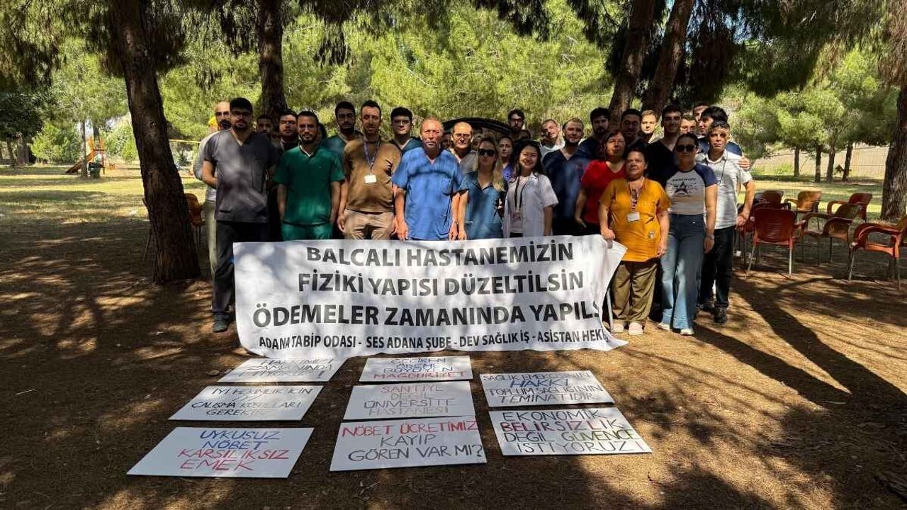 Adana’da tıp fakültesi sağlık çalışanları 3 gün iş bıraktı